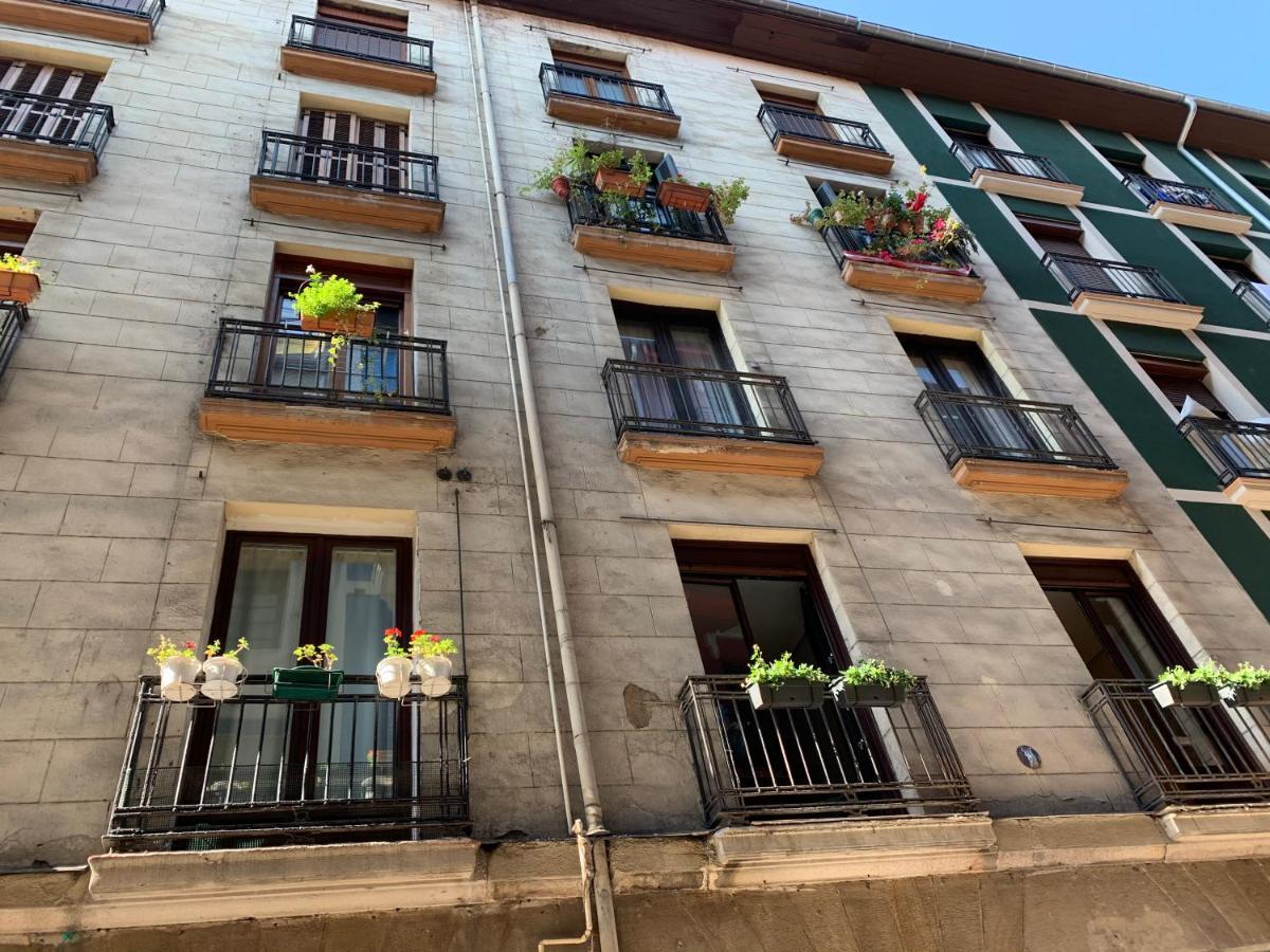 La Puerta Verde - Casco Viejo-Old Town Bilbao Extérieur photo